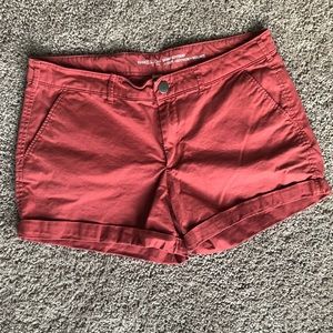 Gap “skinny boyfriend” shorts